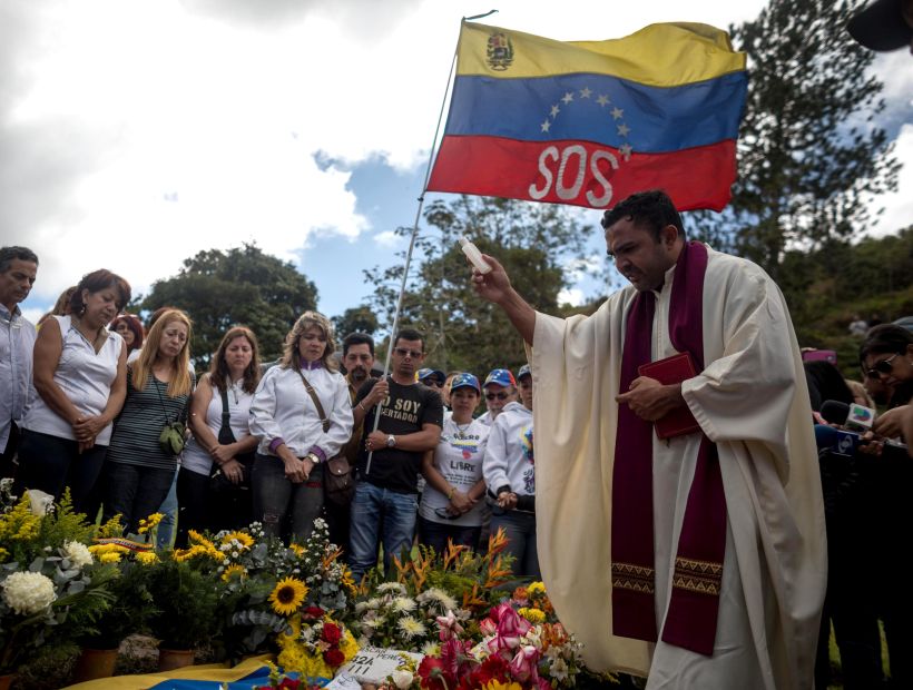 Venezuela: el gobierno sepultó a Óscar Pérez sin acuerdo de sus familiares
