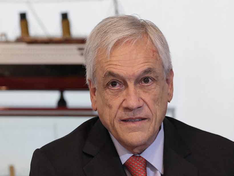 Piñera mantiene a equipo de agentes ante la demanda marítima boliviana en La Haya