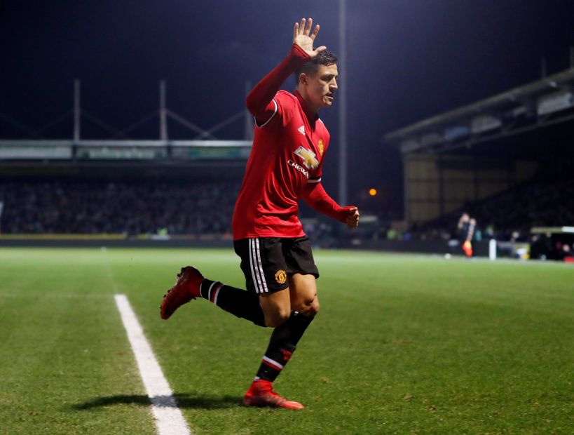 Mourinho alabó el debut de Alexis en el United: 