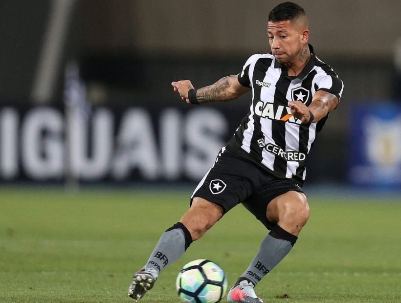 Leonardo Valencia fue titular en el 1-0 del Botafogo sobre el Boavista