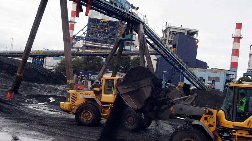 Generadoras se comprometieron con el gobierno a no abrir nuevas plantas a carbón