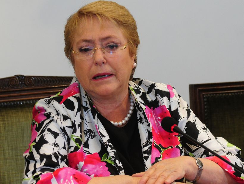 Bachelet agradeció al gobernador de Mendoza luego de la tragedia del bus en Argentina