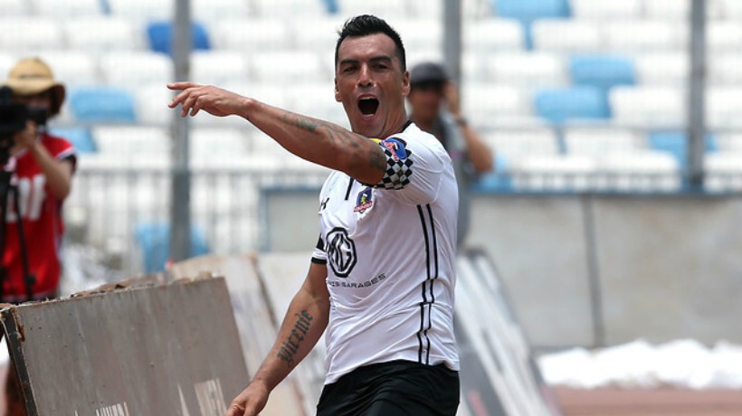 Esteban Paredes se convirtió en el tercer goleador del fútbol chileno