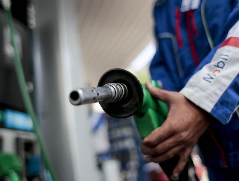 Este jueves el precio de las bencinas subirá por cuarta vez consecutiva