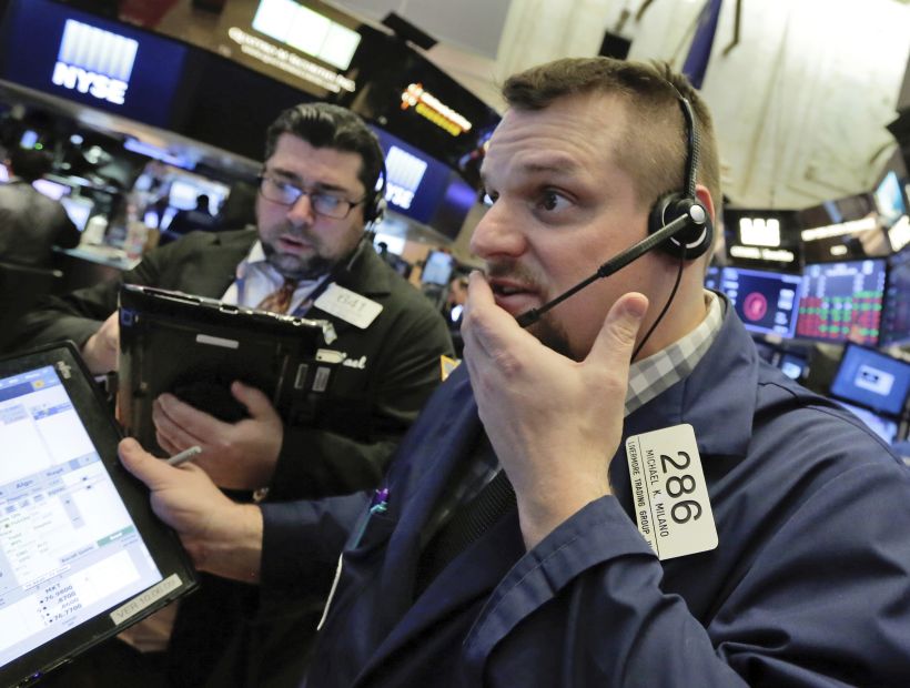 Nuevo golpe sufrió Wall Street: cerró con fuertes pérdidas tras baja del Dow Jones