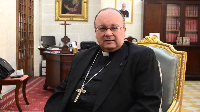Obispo Scicluna llegará el 20 de febrero a Chile para escuchar a denunciantes de Juan Barros