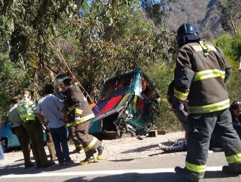 Dos buses chocaron en la ruta Valle del Elqui - La Serena: 10 heridos