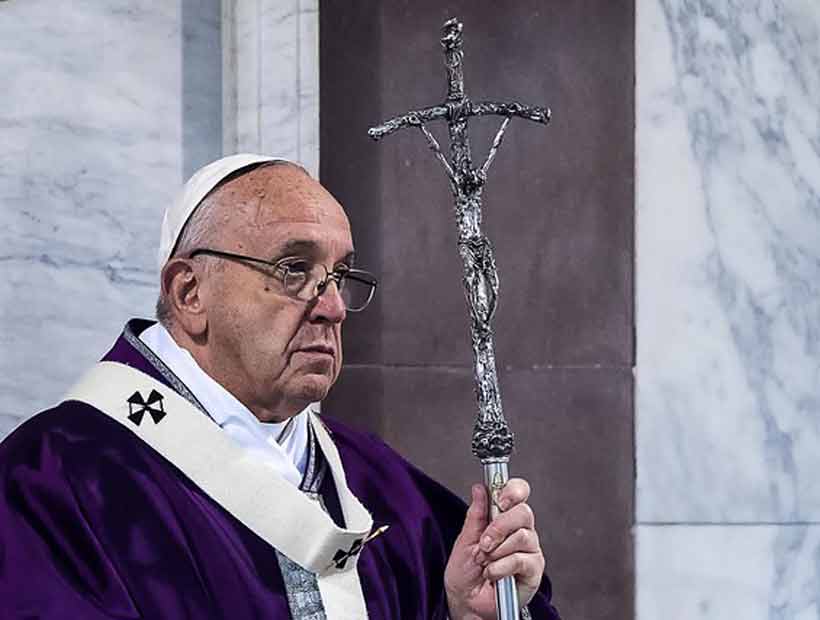 El Papa reveló que dedica los viernes a reunirse con víctimas de abusos por parte del clero