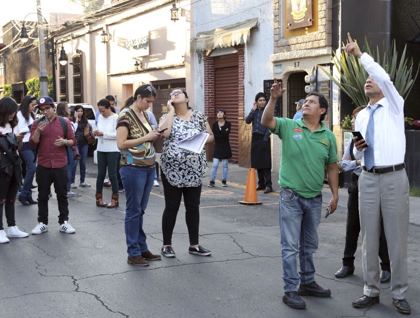 Un terremoto de 7,2 Richter sacudió el centro y sur de México