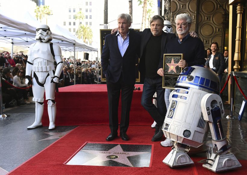 Mark Hamill tiene su estrella en el Paseo de la Fama de Hollywood