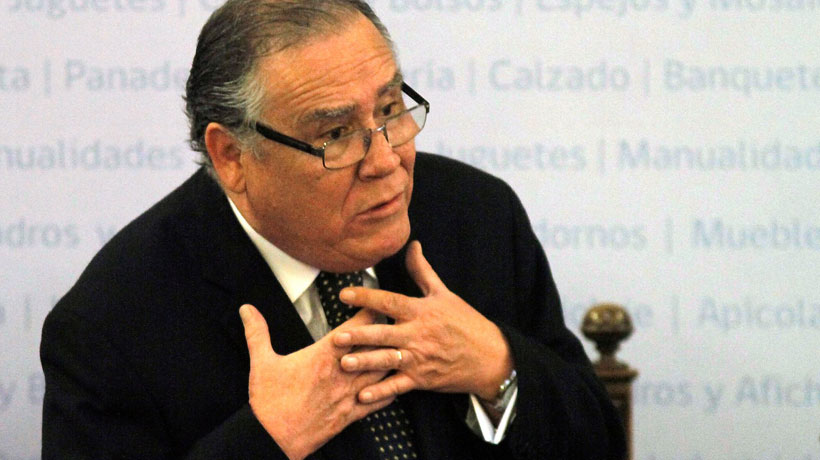 Diputados de Chile Vamos no descartaron acusación constitucional contra ministro Campos