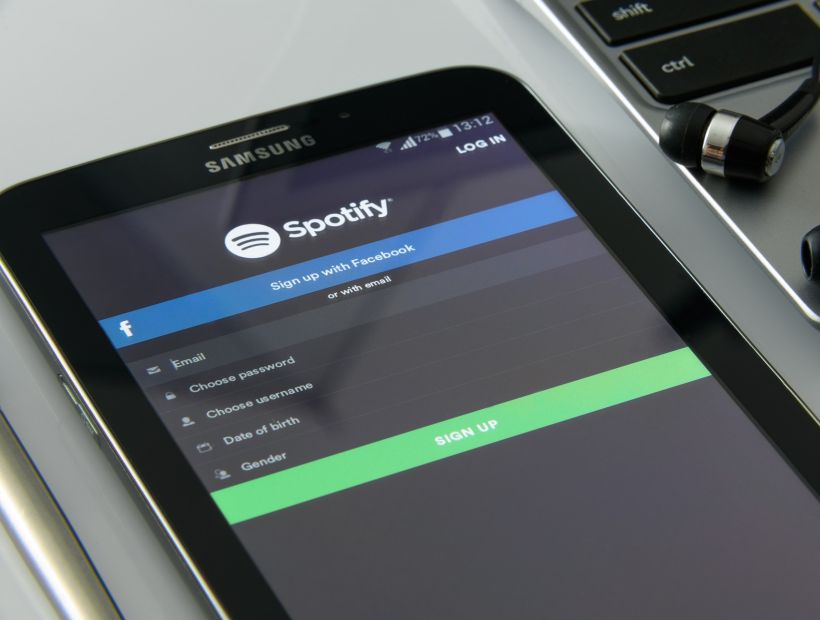 Spotify: las 10 canciones más escuchadas de la semana en Chile y otros países