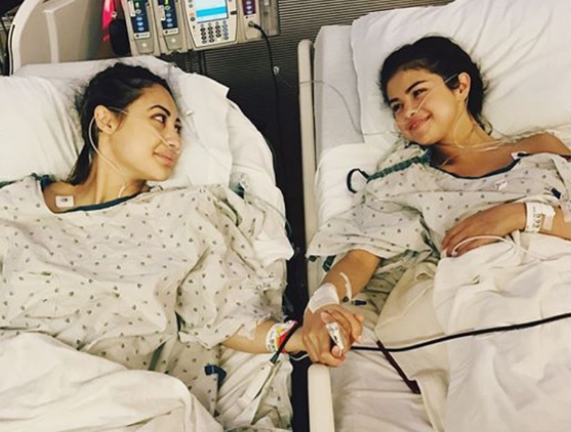 Selena Gomez dejó al descubierto la cicatriz que le quedó tras su trasplante de riñón