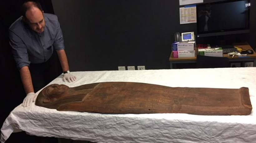 Encontraron una momia dentro de un ataúd egipcio que creían vacío