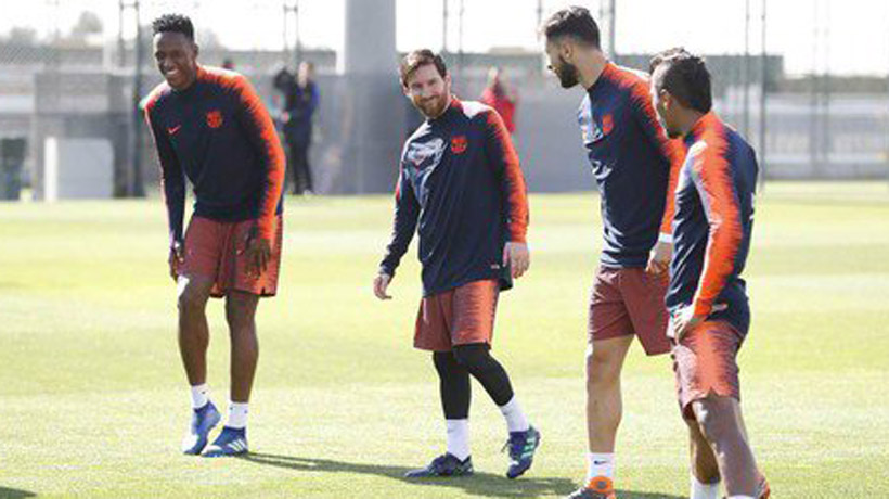 Messi entrenó parcialmente con el Barcelona y podría jugar contra el Sevilla