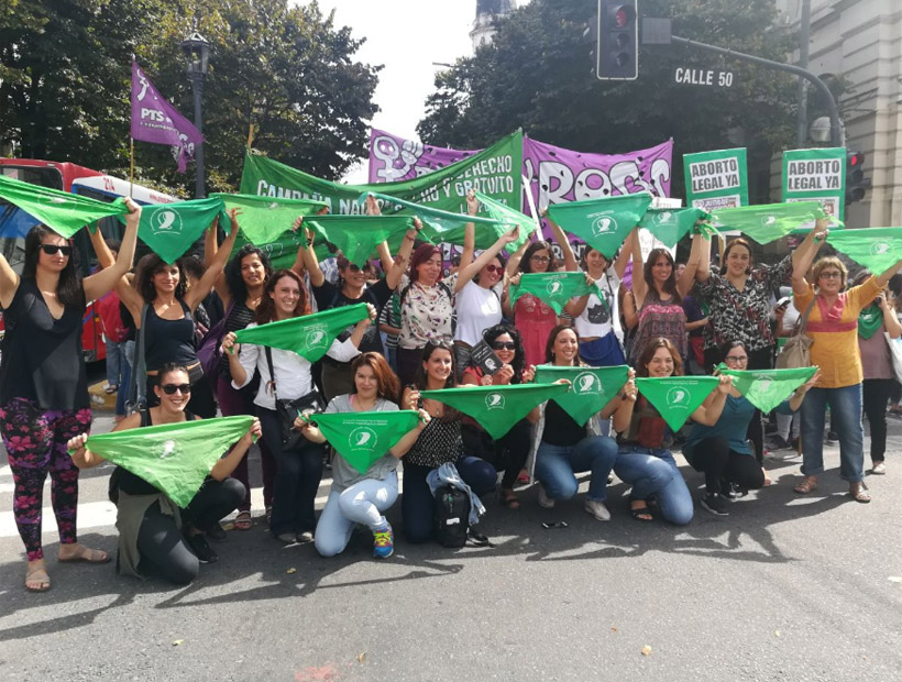 Comenzó histórico debate parlamentario para legalizar el aborto en Argentina
