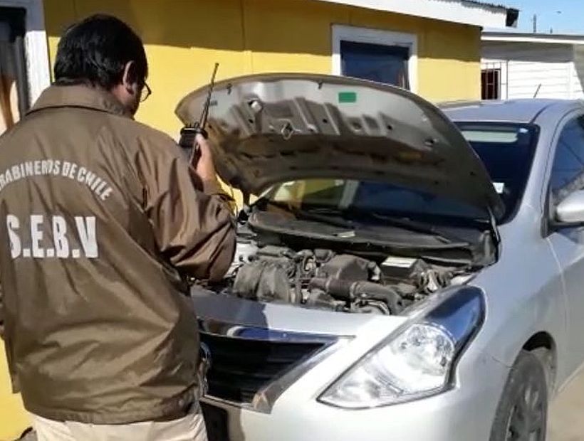 En Coronel encontraron auto robado en Santiago en 2017: hubo tres detenidos