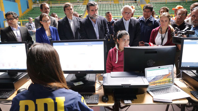 Autoridades de Interior inspeccionaron Estadio Víctor Jara de cara a la regularización migratoria que comienza mañana