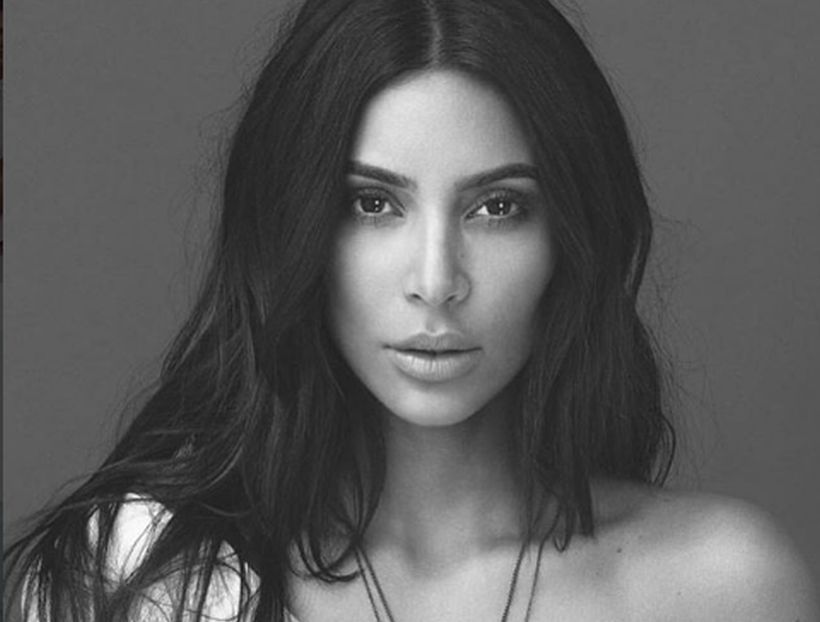 Kim Kardashian revolucionó redes sociales con desnudo para campaña publicitaria