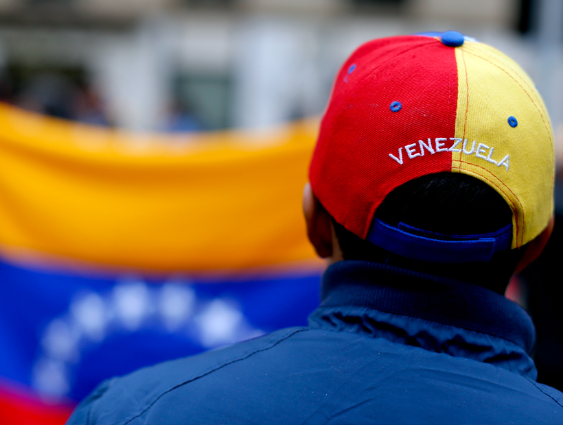 Estudio de la ONU arrojó que el 52% de los venezolanos prefiere Chile para emigrar