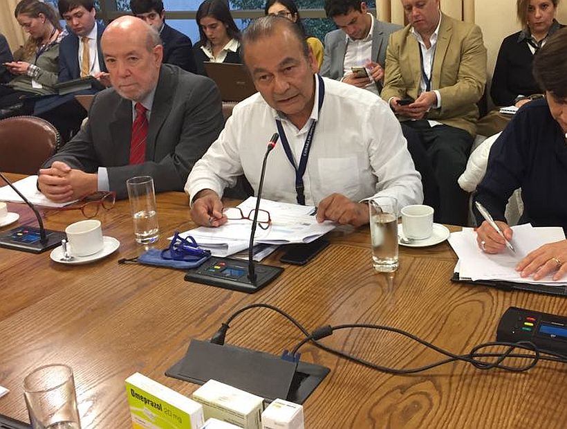 Diputado Celis participó en inicio de discusión de indicaciones a ley de Fármacos Diputado Celis participó en inicio de discusión de indicaciones a ley de Fármacos