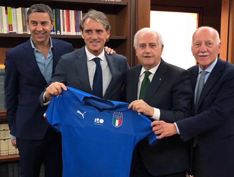 Roberto Mancini fue elegido como el nuevo seleccionador de Italia