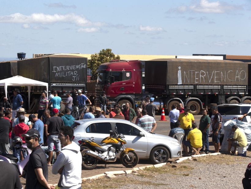Gobierno de Brasil persigue y busca capturar a promotores de paro camionero