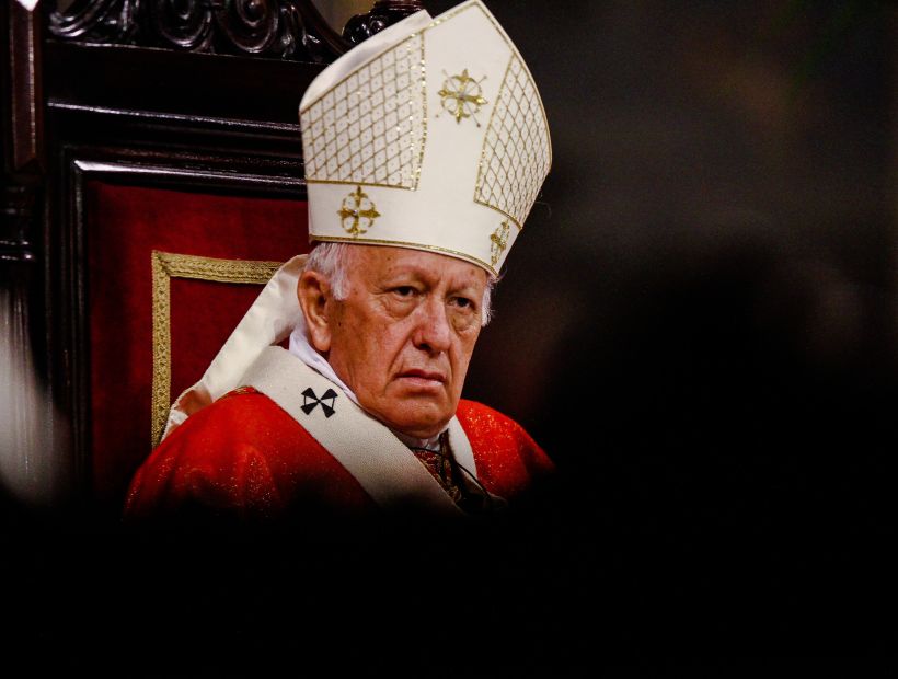 Senadoras presentaron proyecto para revocar la nacionalidad por gracia del cardenal Ezzati