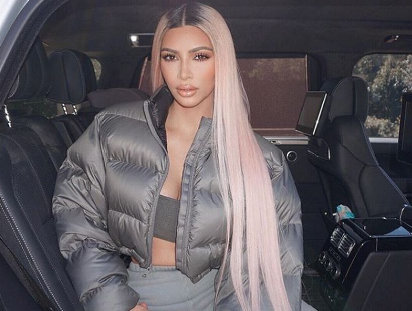 Kim Kardashian se lució con vestido transparente