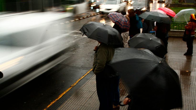 Sistema frontal afectará a la zona centro sur el fin de semana y traería lluvia y nieve en la Región Metropolitana