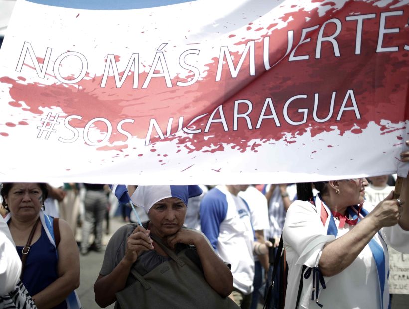 Fallece una familia completa calcinada en el día más cruento de protestas en Nicaragua