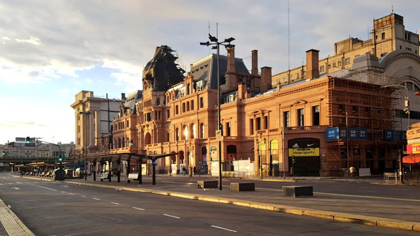 Argentina amanece con cortes de carreteras y sin transporte por huelga