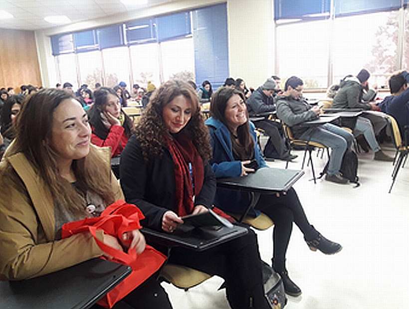 Estudiantes y mujeres colaboraron en jornadas de prevención de enfermedades