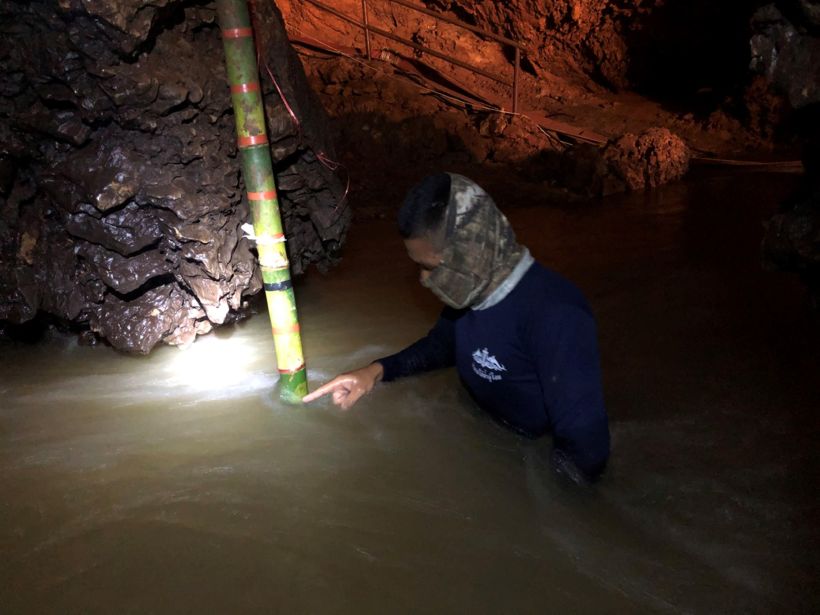 Encontraron con vida a los niños desaparecidos en cueva de Tailandia