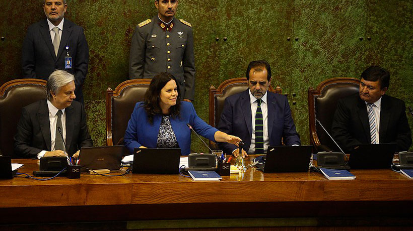 Diputados de Chile Vamos evalúan censura a la mesa de la Cámara por carta a Piñera