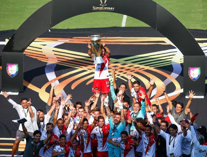 Necaxa gana la Supercopa MX con Matías Fernández de capitán