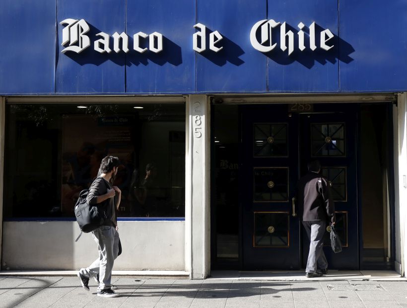 Banco de Chile se querelló contra informático interno que robo cerca de $475 millones