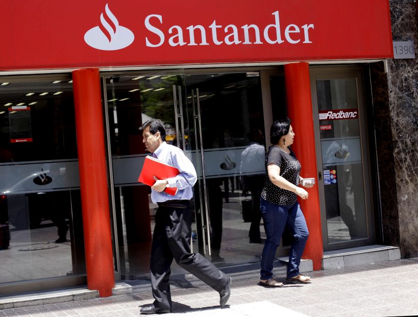Banco Santander tuvo intermitencias en su sistema durante este miércoles