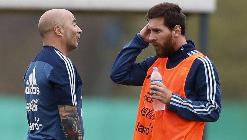 Filtraron diálogos de Messi con Sampaoli: 