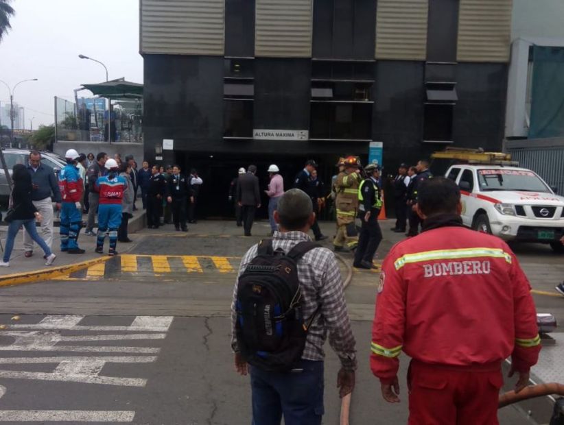 Hermanos atacaron clínica de Lima con explosivos en 