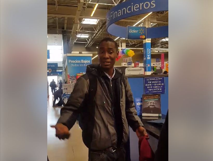 Walmart ofreció disculpas a haitiano que vivió angustiante momento tras ser acusado de robar