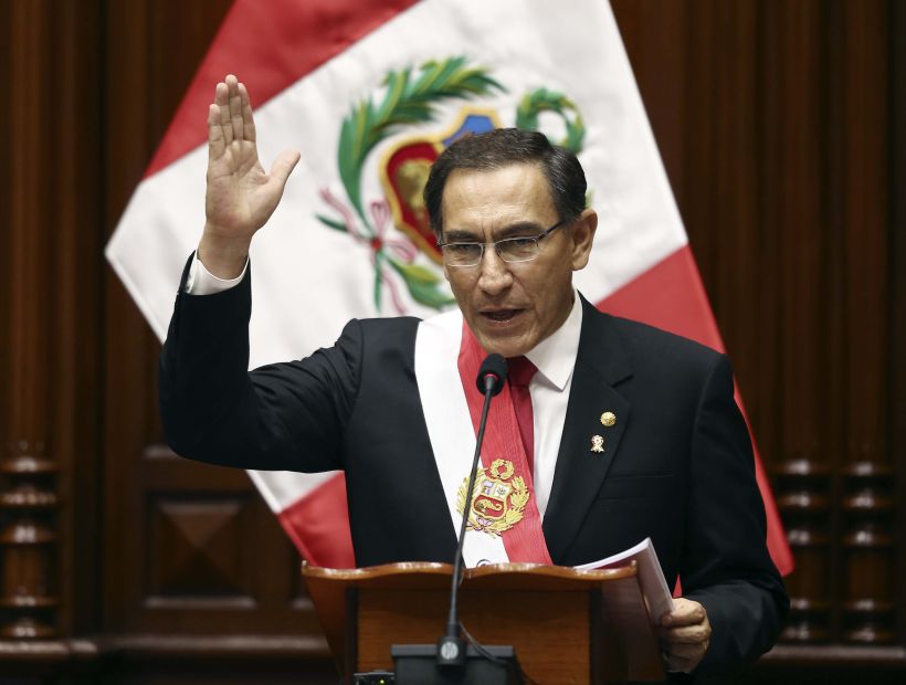 Presidente de Perú plantea referendo ante grave crisis por corrupción
