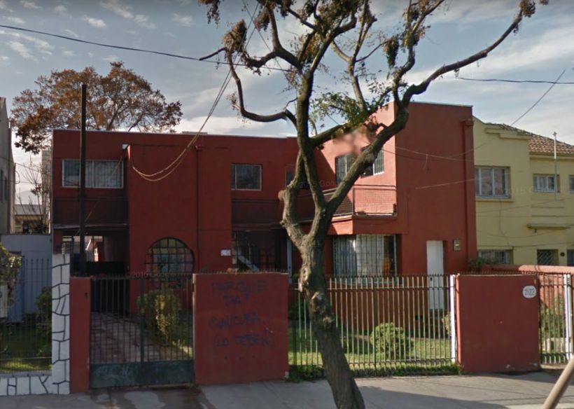 Tres menores de edad agredieron y amenazaron a dos cuidadoras en centro del Sename