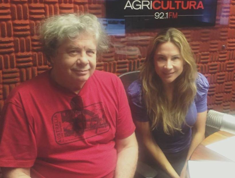 Compañera de Fernando Villegas en radio Agricultura: 