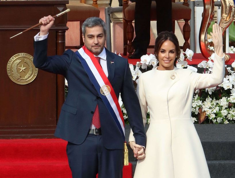 Mario Abdo Benítez asumió como presidente de Paraguay