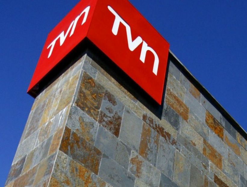 Gobierno propuso a Adriana Delpiano y Ricardo Cifuentes como directores de TVN