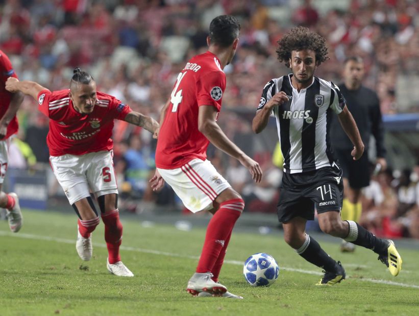 Benfica complicó su paso a la fase grupal de la Champions League