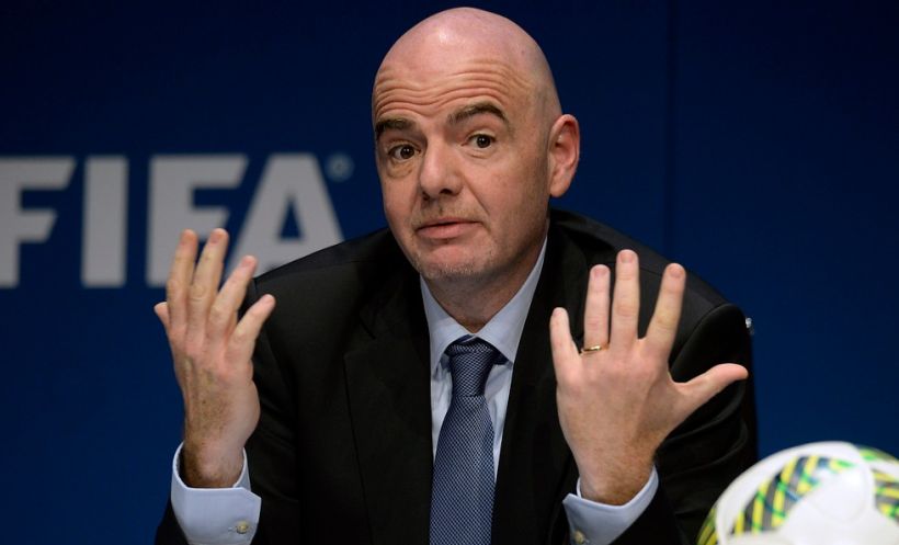 FIFA sancionó de por vida a tres funcionarios por escándalo de corrupción