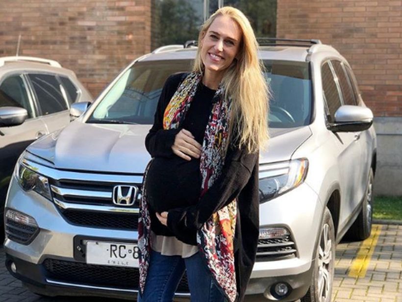 Virginia Demaría enterneció Instagram al vestir a su bebé recién nacida de 