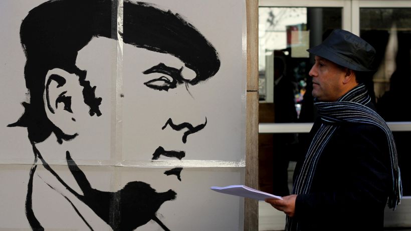 Familia de Neruda pide que gobierno pague a laboratorios para aclarar si el poeta fue asesinado